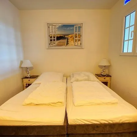 - Haus H, App 0h0705 Appartement