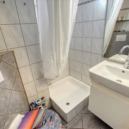 - Haus H, App 0h0705 Appartement *